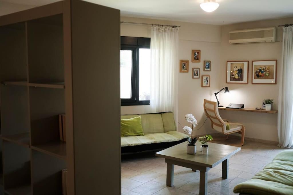 Apartment With Garden In Thessaloniki. Kültér fotó